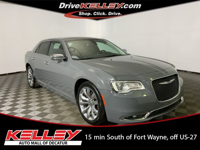 Ceramic Gray Clearcoat 2019 Chrysler 300 Limited RWD Sedan Rear-Wheel Drive 8-Speed Automatic