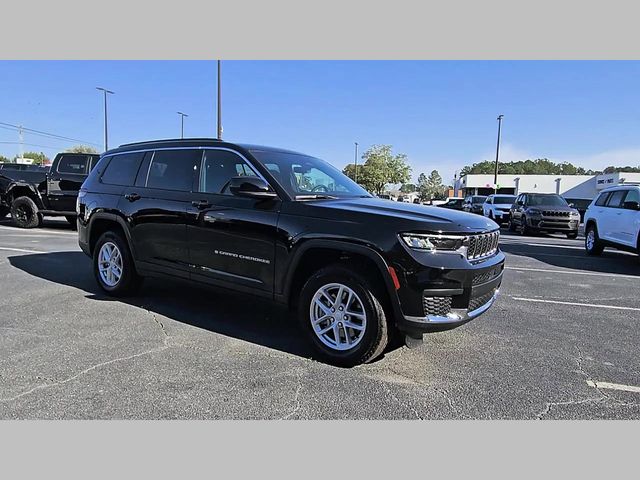 2026 Jeep Grand Cherokee L Laredo 4x4