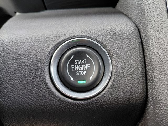 New 2025 Silver GMC Elevation image 33