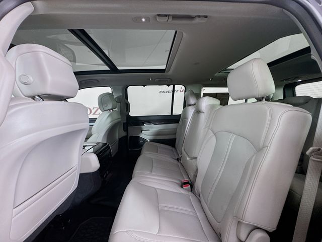 2024 Baltic Gray Metallic Clearcoat Jeep Wagoneer Base 4X4 SUV