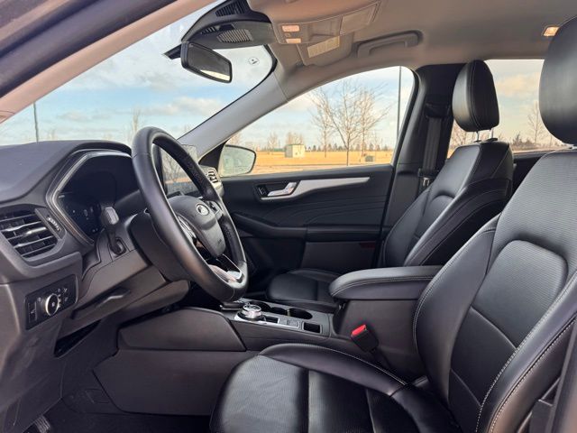 2024 Ford Escape Platinum