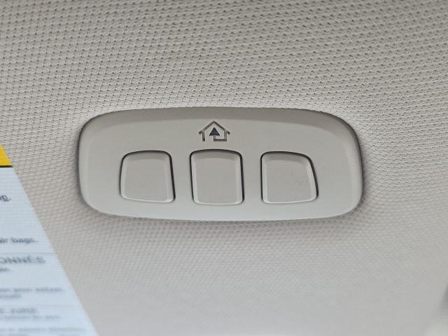 2023 Ford Explorer Platinum:B02247