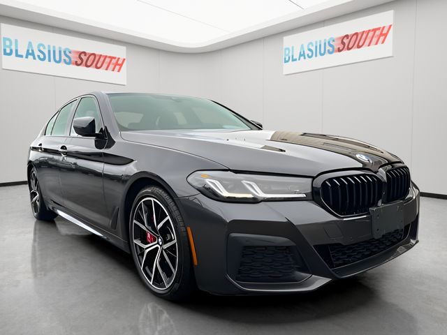 Gray (Dark Graphite Metallic) 2023 BMW 5 Series Sedan All-Wheel Drive 8-Speed Automatic