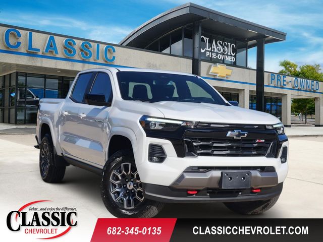 Summit White 2024 Chevrolet Colorado Pickup Truck Four-Wheel Drive 8-Speed Automatic