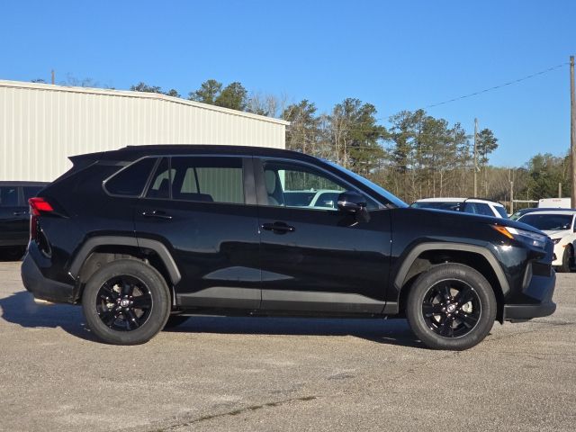 2023 Toyota RAV4 XLE:B02179