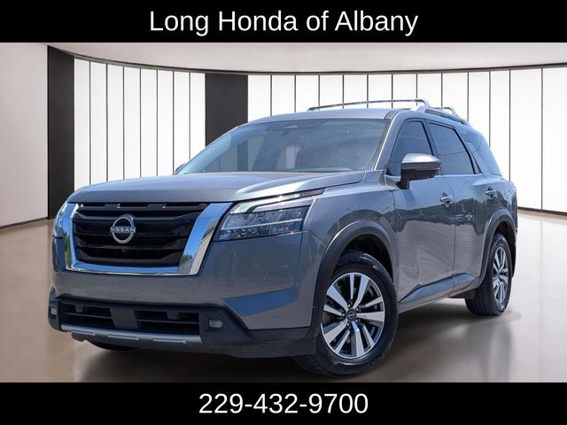 2022 Nissan Pathfinder 