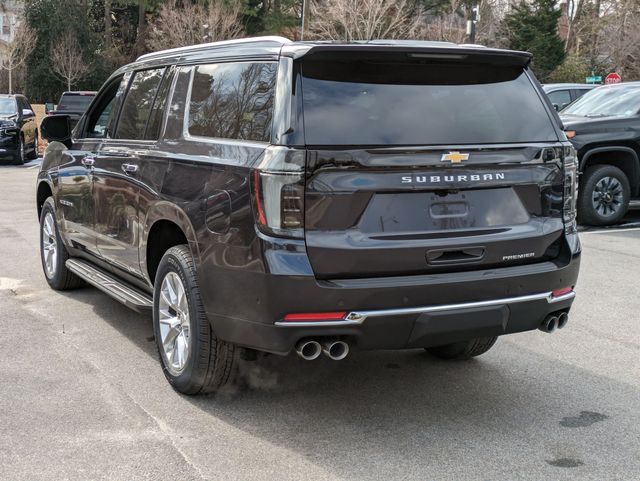 2025 Chevrolet Suburban Premier photo