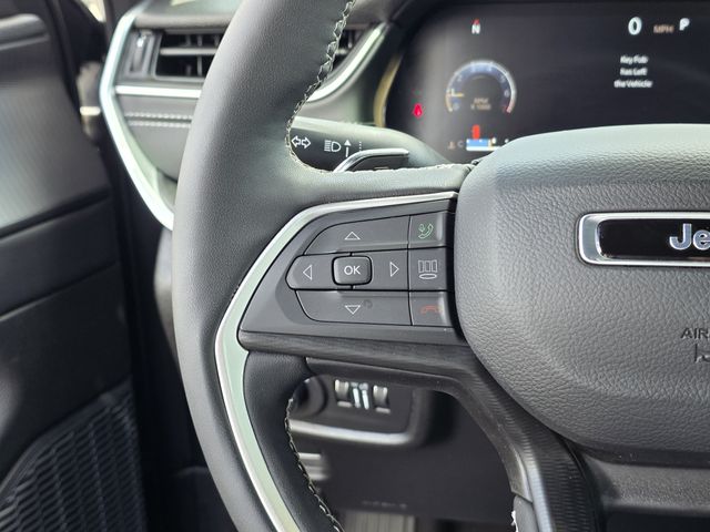 Used 2025 Jeep Grand Cherokee L SUV