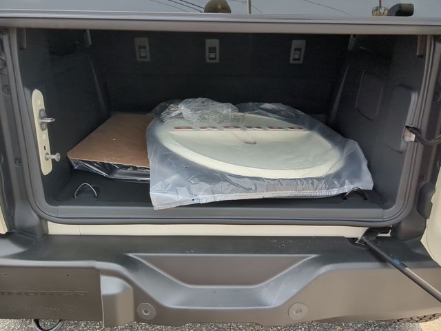 New 2026 Wimbledon White Ford Outer Banks® image 37
