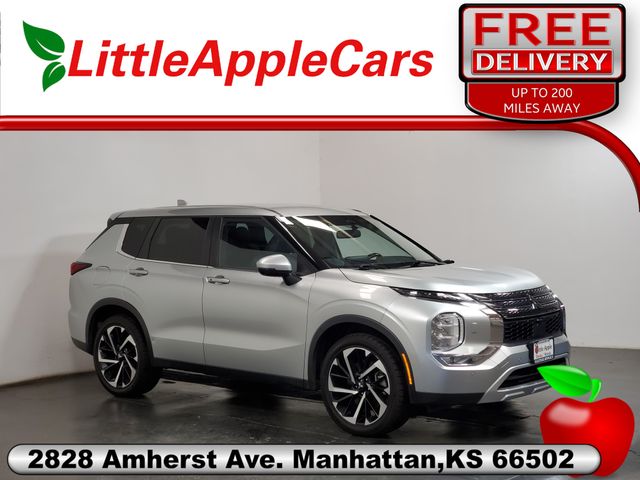 Alloy Silver Metallic 2024 Mitsubishi Outlander SUV / Crossover All-Wheel Drive Continuously Variable Transmission