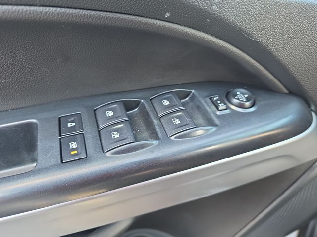 Used 2021 White Chevrolet ZR2 image 28