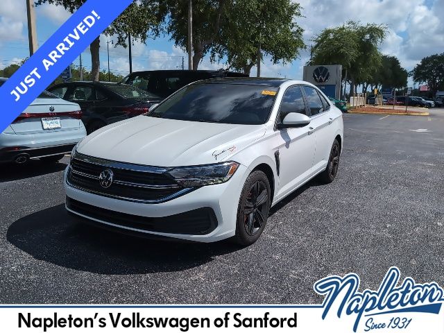 Opal White 2024 Volkswagen Jetta SE FWD Sedan Front-Wheel Drive 8-Speed Automatic