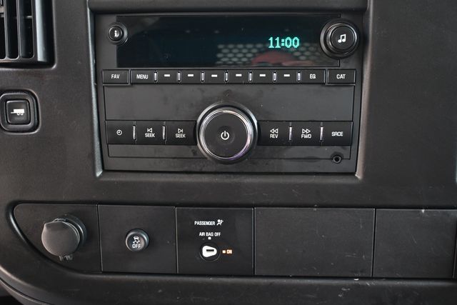 2023 GMC Savana 2500 Work Van photo