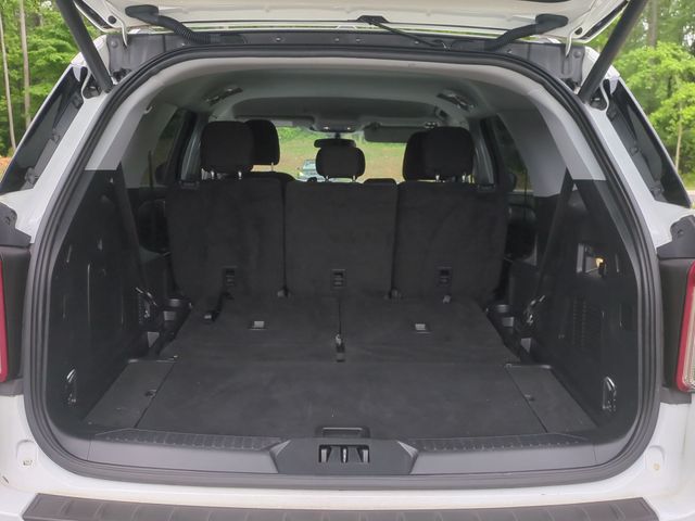 Used 2023 White Ford XLT image 23