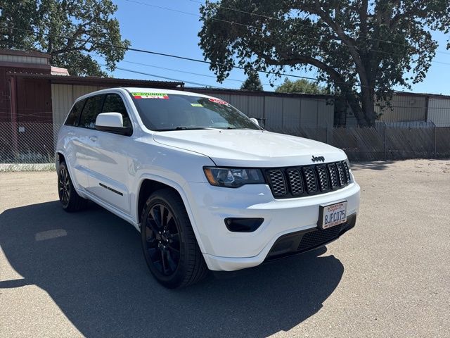 Bright White Clearcoat 2019 Jeep Grand Cherokee Altitude RWD SUV / Crossover 4X2 8-Speed Automatic