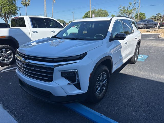2025 Chevrolet Traverse LT FWD