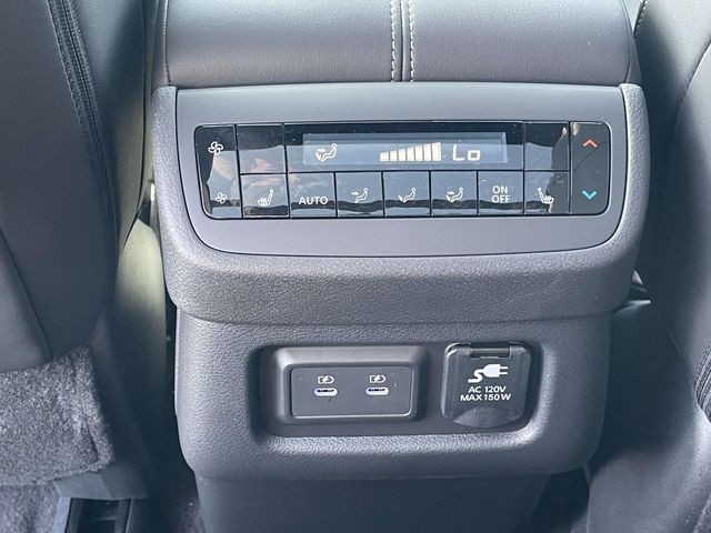 New 2026 Black Nissan Platinum image 11