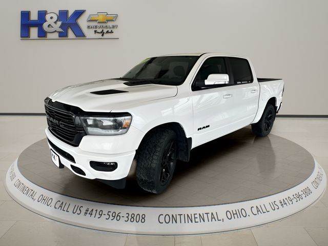 View vehicle photo 3