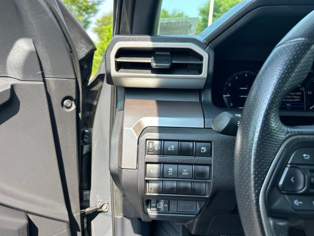 Used 2025 Toyota Tacoma Hybrid Truck