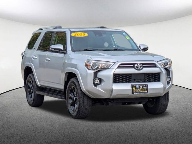 2023 Toyota 4Runner SR5 Premium 34