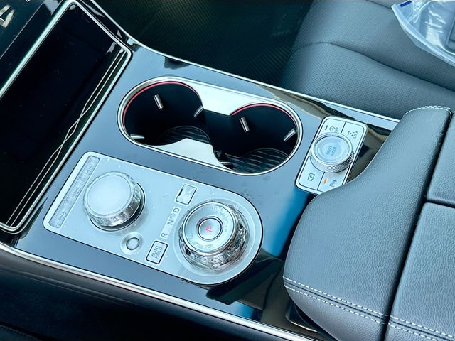 2025 Genesis GV80 2.5T 15