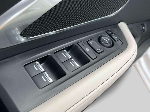 new 2026 Acura RDX car, priced at $47,050