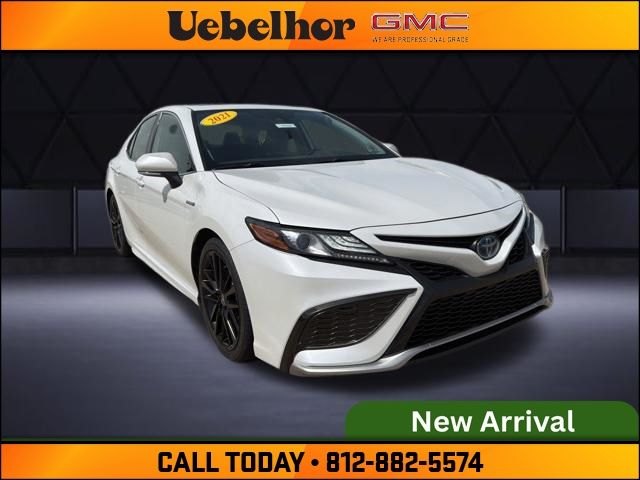 Super White 2021 Toyota Camry Hybrid XSE FWD Sedan Front-Wheel Drive Continuously Variable Transmission