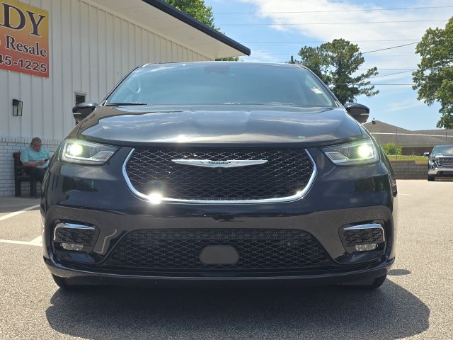 2023 Chrysler Pacifica Touring L:46447A