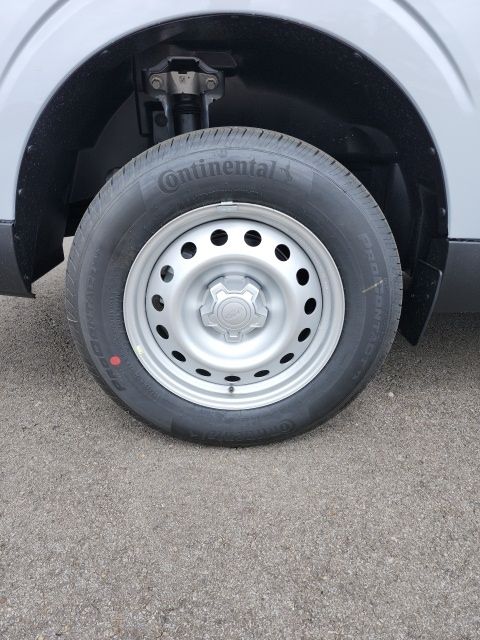 New 2026 White Ford XL image 17