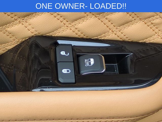 Used 2024 Red Jeep Summit image 31
