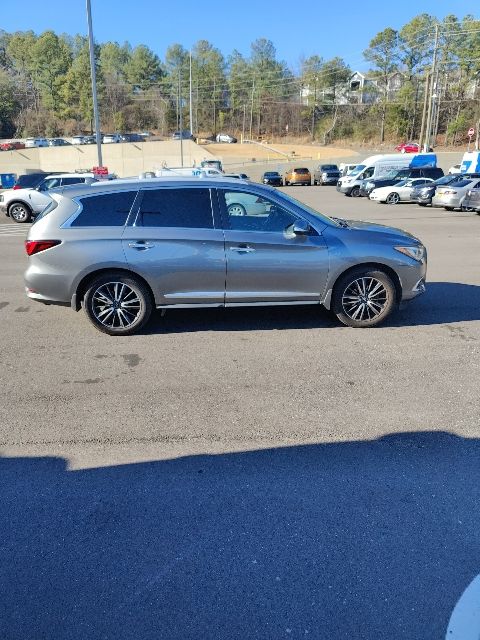 2018 INFINITI QX60 Base 4