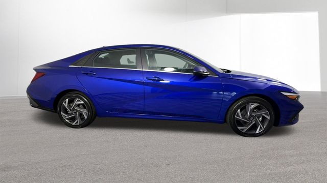 Used 2025 Hyundai Elantra Hybrid For Sale in Indianapolis, IN