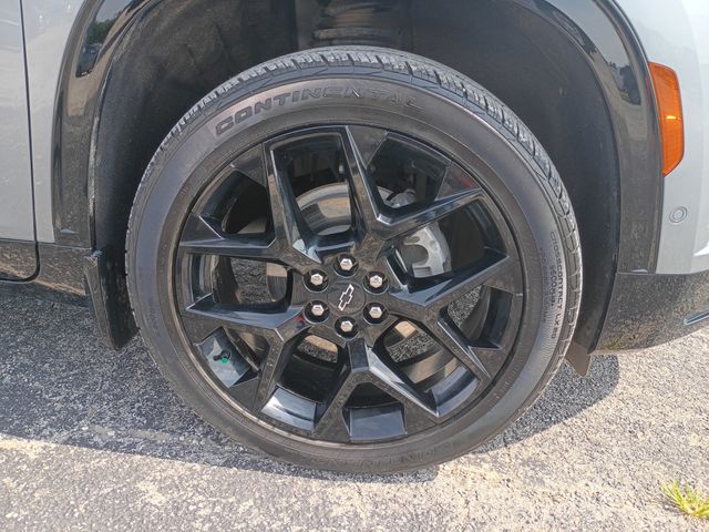 Used 2024 Chevrolet Traverse SUV