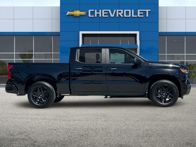 2024 Chevrolet Silverado 1500 Custom 3