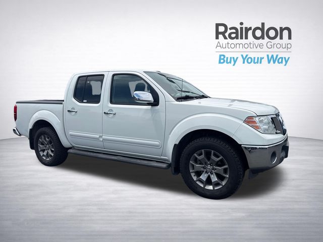Glacier White 2019 Nissan Frontier Pickup Truck Four-Wheel Drive 5-Speed Automatic Overdrive
