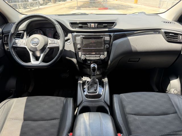 2022 Nissan Rogue Sport SV Orange at Emmons Autoplex
