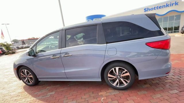 Used 2024 Honda Odyssey Van