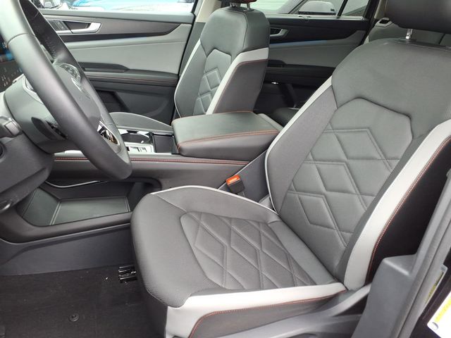 2026 Volkswagen Atlas - Image 19