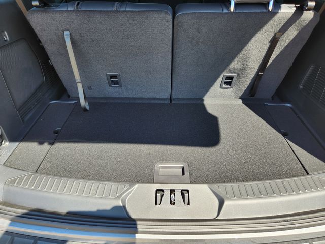 2025 Ford Explorer ST-Line photo