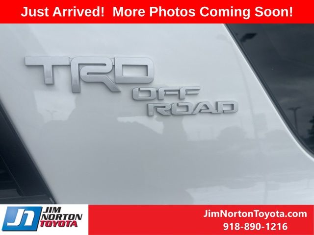 2024 Toyota 4Runner TRD Off-Road 8