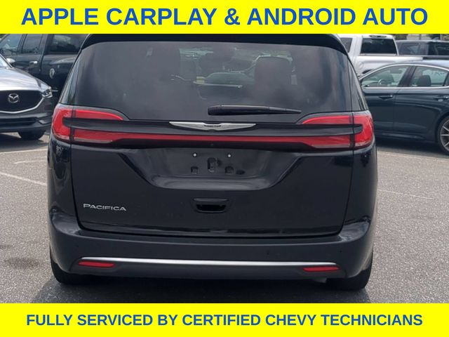 Used 2025 Chrysler Pacifica Van