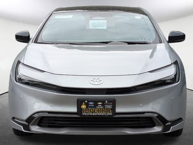 2024 Toyota Prius Limited 10