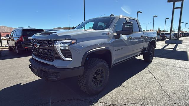 2025 Chevrolet Silverado 2500HD ZR2 7