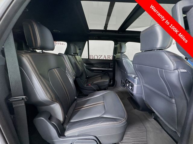 2024 White Metallic Ford Expedition Max Platinum 4X4 SUV