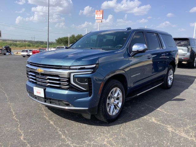 Lakeshore Blue Metallic 2025 Chevrolet Suburban SUV / Crossover 4X2