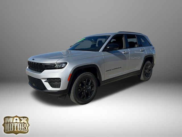 2024 Jeep Grand Cherokee Altitude 3