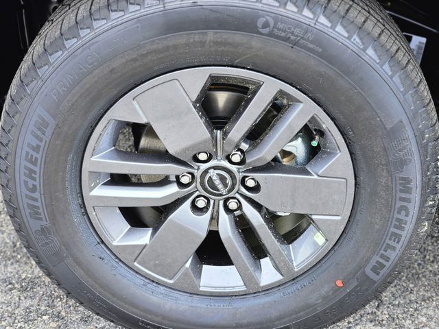 New 2026 Nissan Frontier Truck