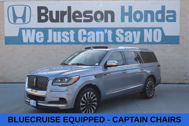 Chroma Crystal Blue Metallic Premium Colorant 2024 Lincoln Navigator SUV / Crossover Four-Wheel Drive Automatic