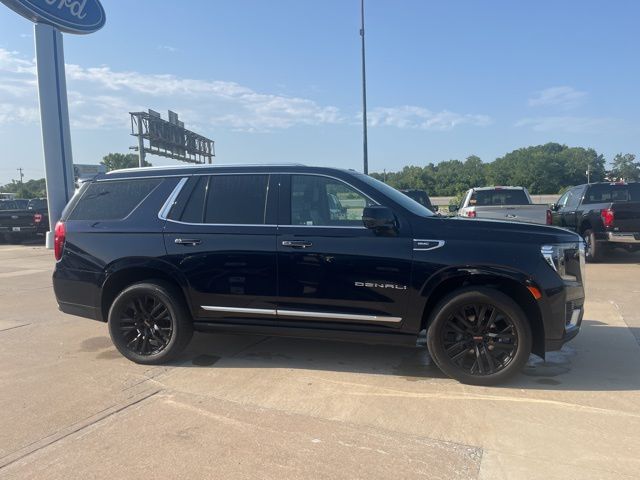 2021 GMC Yukon Denali 3