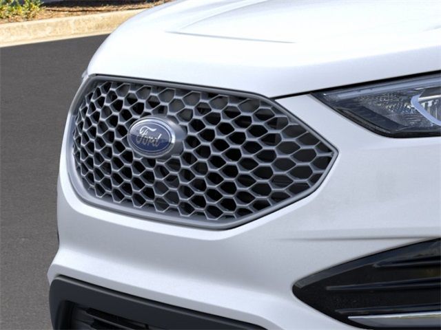 2023 Ford Edge SEL photo